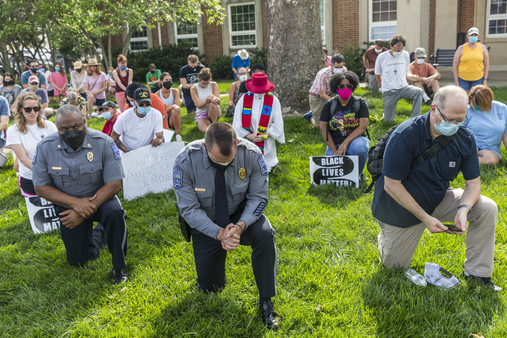 Protesters at Ashland